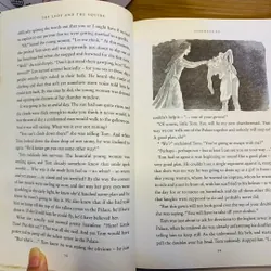 [Sách tiếng Anh 2hand] Like new 90% - 💫 The Lady and the Squire – Terry Jones 604956