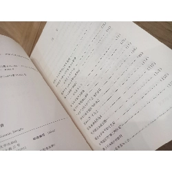 Sách tiếng Trung 8 596575