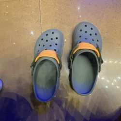 Dép Crocs used 