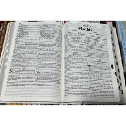 Holy Bible - King James Version 748914