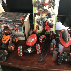 Xe điều khiển đồ chơi cho bé