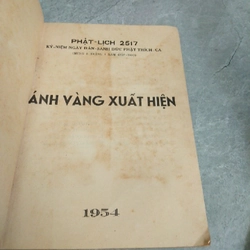 ÁNH VÀNG XUẤT HIỆN kỷ niệm Đức Phật đản sanh 256416