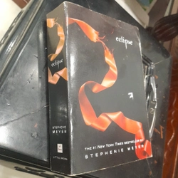 Stephenie Meyer - ECLIPSE (the #1 New York Times bestseller)