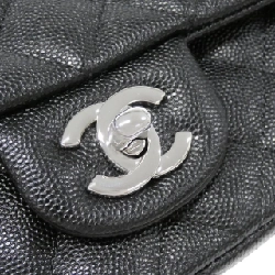 Túi xách chéo Chanel 69900 611771