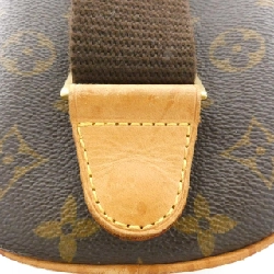 Túi đeo vai Louis Vuitton Monogram Pochette Gange M51870 611646