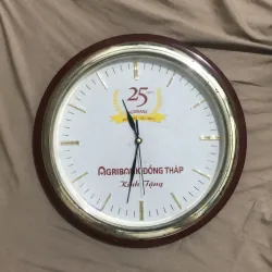 Đồng hồ Agribank tặng
