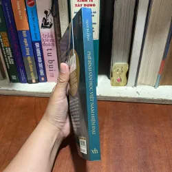 II Phê Bình Văn Học Việt Nam Hiện Đại - Trịnh Bá Đĩnh - 2011 907602