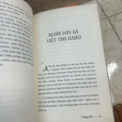 Trăng cười - tuyển tập truyện ngắn hiện đại Nhật Bản 974577