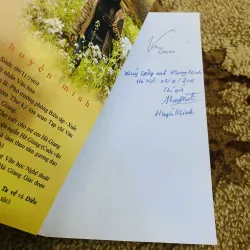 Viết trên cổng trời - Huyền Minh - có ký tác giả 973162