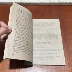 [Rách Bìa Đã Dán] - II Văn Học: Đối Thoại Văn Học - Hoàng Trinh - 1986 797150