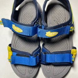 Combo Giày Sandal và Bata Bitis cho bé trai size 33 (7-9 tuổi ) 390972