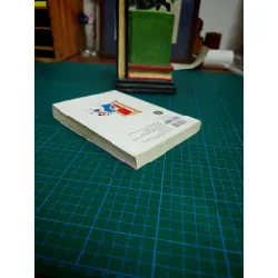 Truyện tranh đại từ điển Doraemon và những người bạn 526015