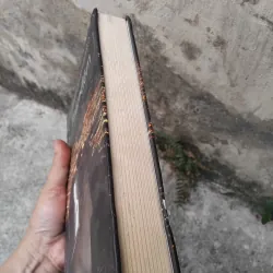 Tuần đêm của Sergei Lukyanenko 1003417