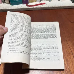 [Sách 8x] - II Truyện Tình Báo: Đen Vỏ Đỏ Lòng (Tập 2) - Mai Thanh Hải - 1988 927341