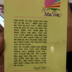cuốn sách có tên là "Nghịch ngợm tuổi học trò" 1025387