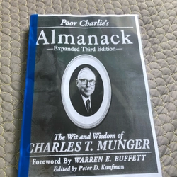 sách sổ tay niên giám của munger  ( Poor Charlie’s Almanack )