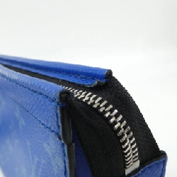 Túi đeo vai Louis Vuitton Taiga Lama Gaston Wearable Wallet M83099 - Hàng hiệu Authentic 769157