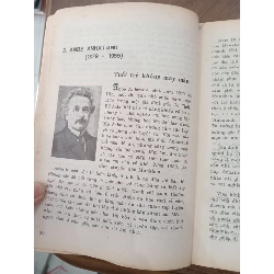 Truyện kể về các nhà bác học Vật lí - Đào Văn Phúc chủ biên 496928