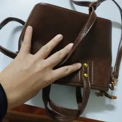 Túi xách nữ da PU size trung màu nâu phong cách cổ điển 722457