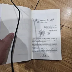 Hãy để nụ cười lên tiếng 
30k (bìa 90k) 1019030