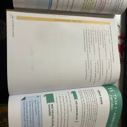 IELTS Writing Journey (2 Levels) 694275