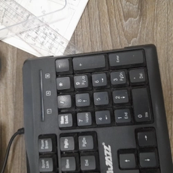 Bàn phím máy tính Ajazz có phím số tách riêng 543170