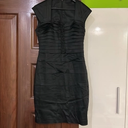 Đầm xếp nếp ngang Bella
