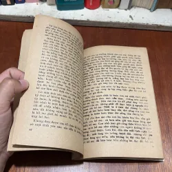 II Sách Xưa: Ngây Thơ - Nguyễn Khắc Viện - 1978 791979