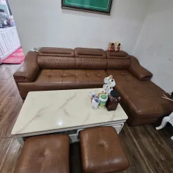 bộ sofa góc chữ L, bọc giả da bò kích thước 3 x2 m ghế. gồm ghế, bàn, 2 đôn 1031805