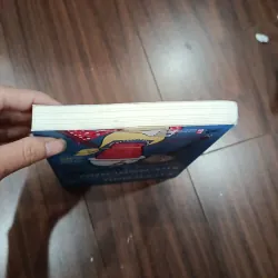 Cư xử như đàn bà, suy nghĩ như đàn ông 932257