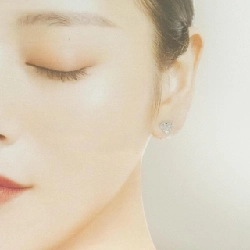 K18WG Bông tai kim cương hình trái tim 0.20CT - Hàng hiệu Chính hãng 873056