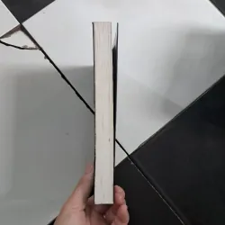 Bóng giai nhân 1024346