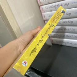 (Tiểu thuyết) - Người nuôi ong thành Aleppo - Christy Lefteri 990710