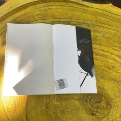 COMBO JEFFEREY DEAVER : NỮ PHỤ TÁ VÀ BÙA MÊ ĐÀN ÔNG & CÁI GHẾ TRỐNG 748869