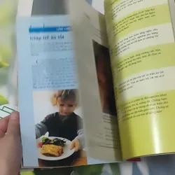 Nuôi Con Khỏe Dạy Con Ngoan (0-4 Tuổi) - Carol Valinejad 1018938