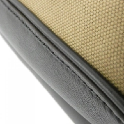 Túi đeo vai da kỳ lạ Louis Vuitton 612728