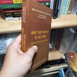 Nghề chạm khắc gỗ và tạc tượng đồng bằng sông hồng 707110