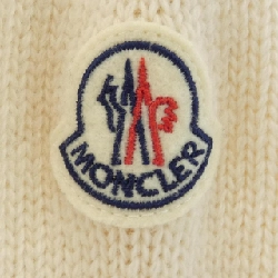 Áo khoác lông vũ MONCLER 638606