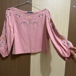 Áo crop top Size S mới 90%