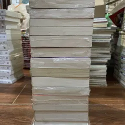 Sidney Sheldon có 16 cuốn 1003086