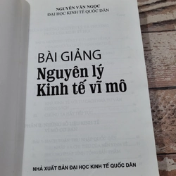 Bài giảng Nguyên lý kinh tế vĩ mô, sách khổ lơnd 333813