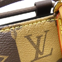 Túi đeo chéo Louis Vuitton Monogram Stripe (LV Squared) Randonne M45968 - Hàng hiệu Authentic 803261
