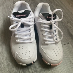 Giày thể thao Kawasaki size 39 fit 38 (form nhỏ)