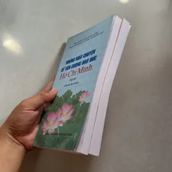 Những mẫu chuyện về tấm gương đạo đức Hồ Chí Minh (2 tập) 590015