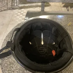 Mũ bảo hiểm (cũ) 699304