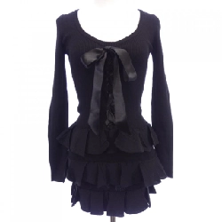 Boutique Moschino - Áo len - Hàng hiệu Authentic