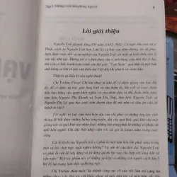 Sách: Vạn Xuân - tiểu thuyết lịch sử về Nguyễn Trãi - TG: Yveline Feray (A2) 746942