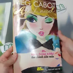 Being Nikki - Trở Thành Siêu Mẫu 2 - Meg Cabot 1018879