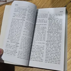 Từ điển Anh - Việt 
 757529