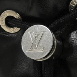 Túi xách vai LV NIGHT Noé Cargo M13985 của Louis Vuitton 611833